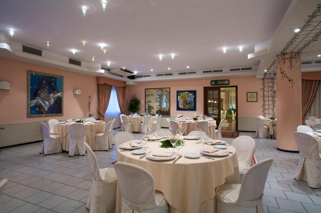Hotel Giardino San Lorenzo in Campo Eksteriør bilde